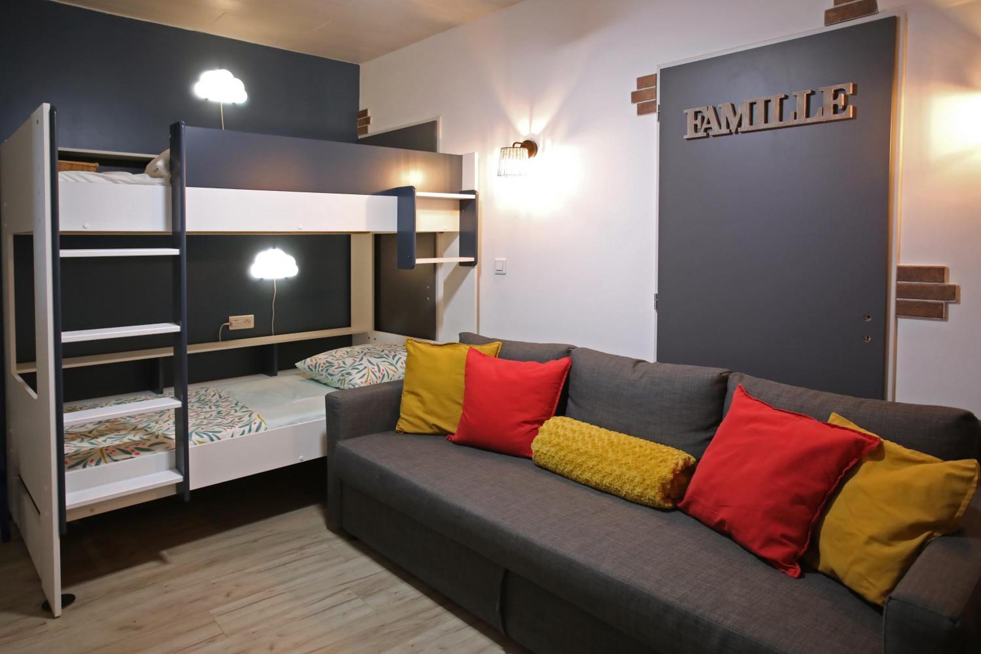 Апартаменты L'Atelier 57 - Votre Meuble Authentique ! Арбуа Экстерьер фото