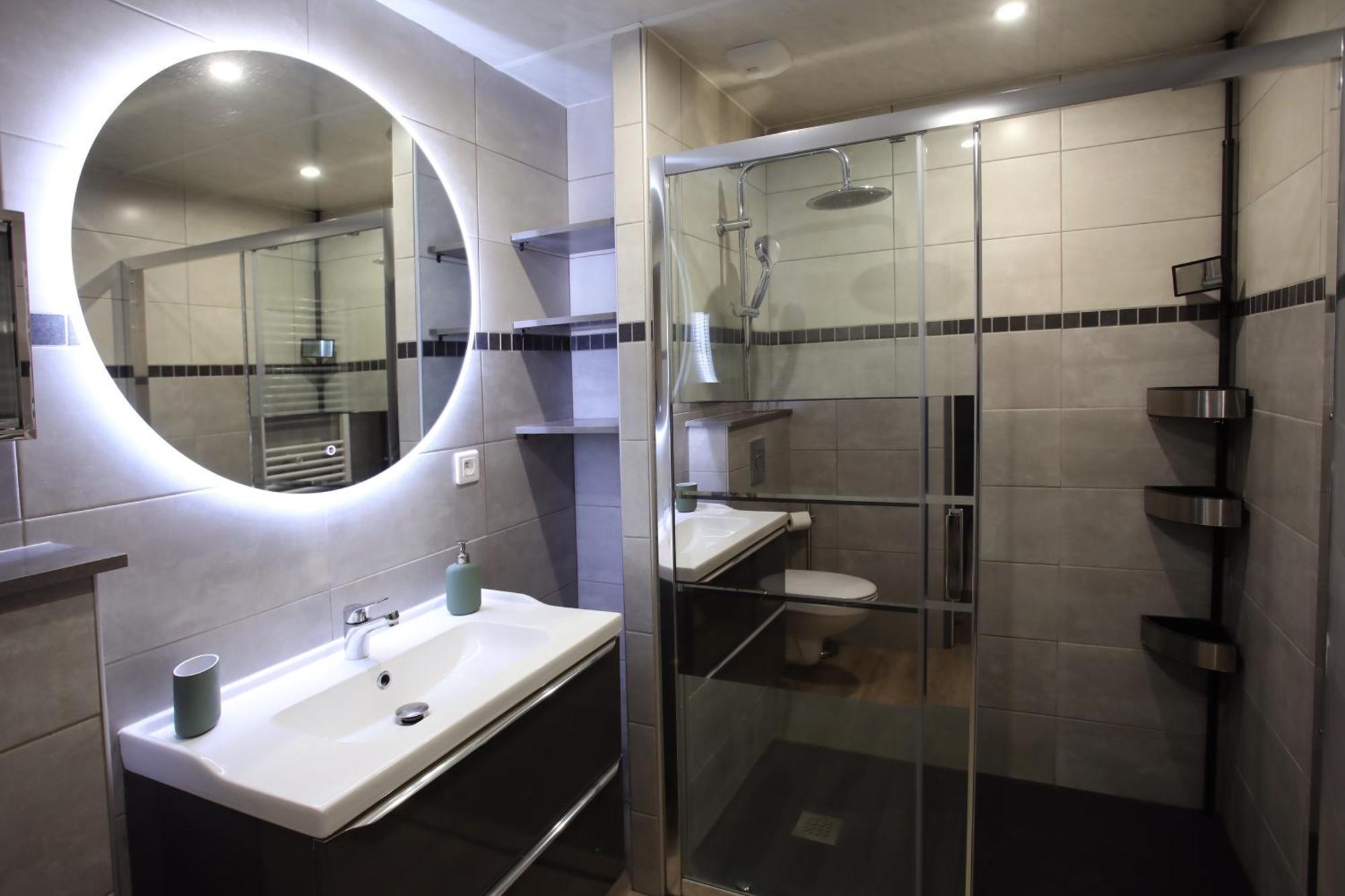 Апартаменты L'Atelier 57 - Votre Meuble Authentique ! Арбуа Экстерьер фото