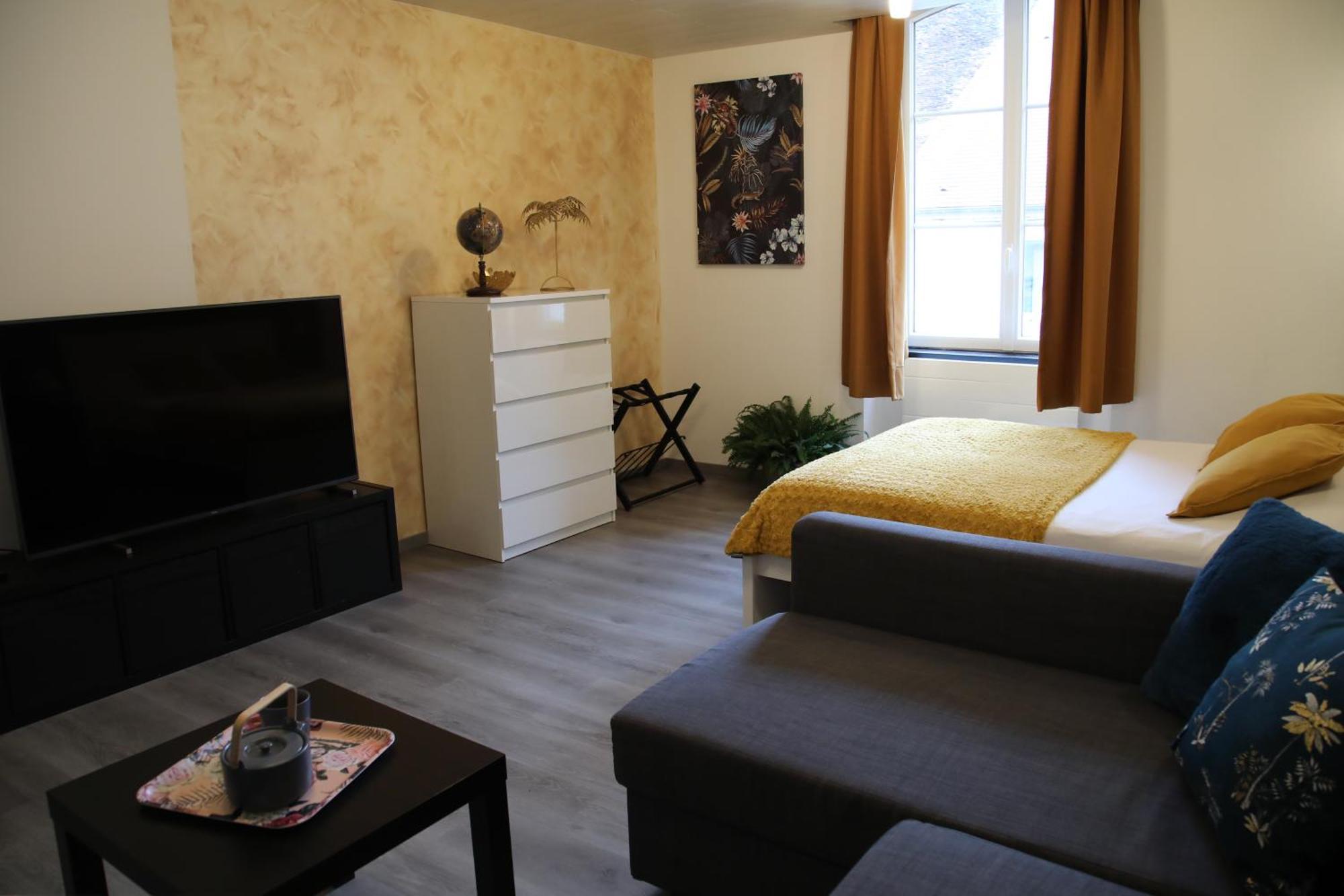 Апартаменты L'Atelier 57 - Votre Meuble Authentique ! Арбуа Экстерьер фото